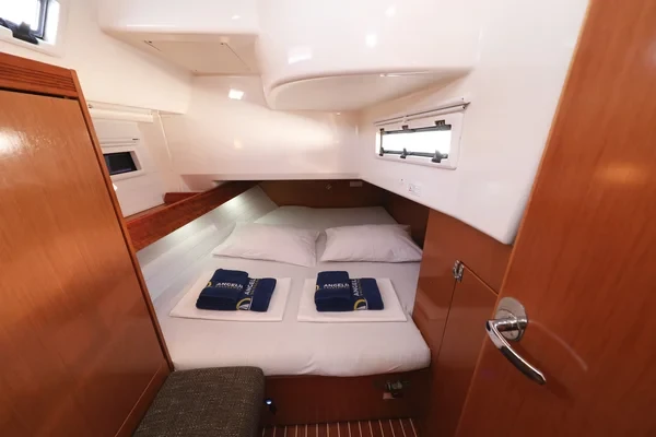 Bavaria 40 Cruiser S - Boatscribe.com