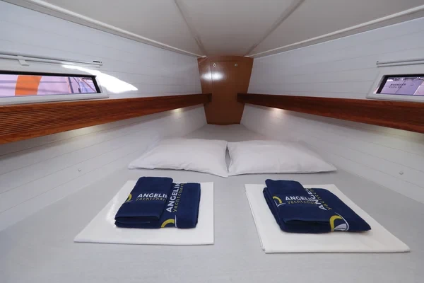 Bavaria 40 Cruiser S - Boatscribe.com