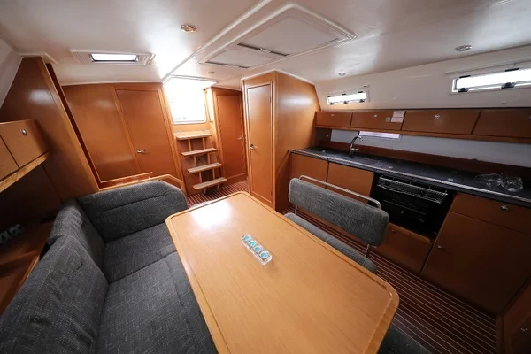 Bavaria 40 Cruiser S - Boatscribe.com