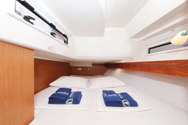 Bavaria 40 Cruiser - Boatscribe.com