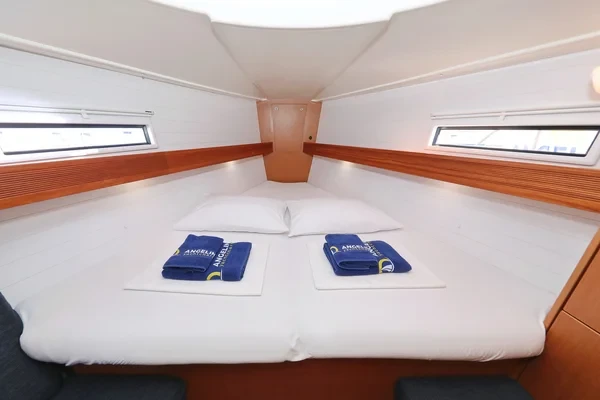 Bavaria 40 Cruiser - Boatscribe.com