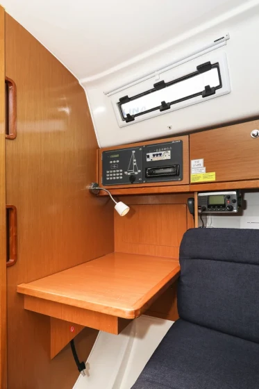 Bavaria 32 Cruiser - Boatscribe.com