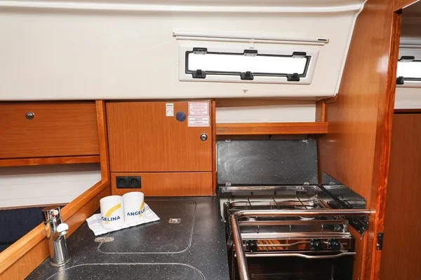 Bavaria 32 Cruiser - Boatscribe.com