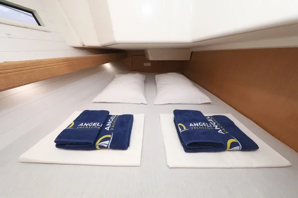 Bavaria 34 Cruiser - Boatscribe.com