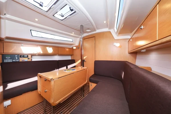 Bavaria 34 Cruiser - Boatscribe.com