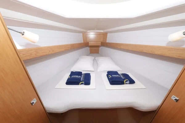 Bavaria 34 Cruiser - Boatscribe.com