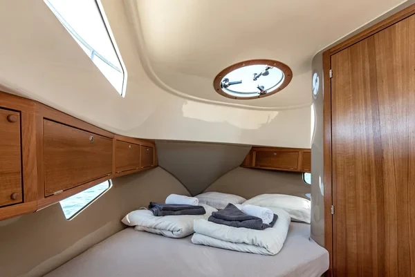 Leidi 800 - Boatscribe.com