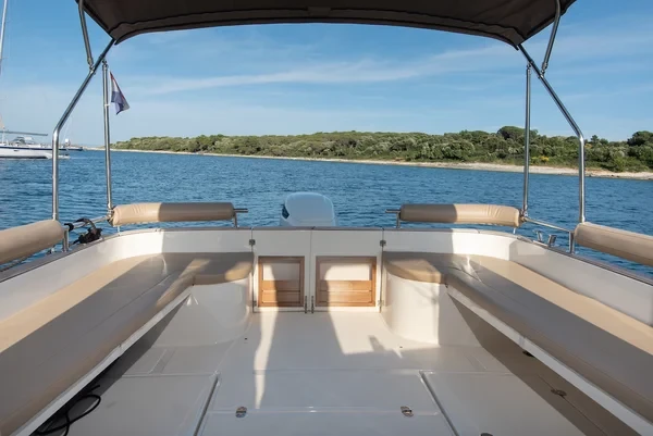 Leidi 800 - Boatscribe.com