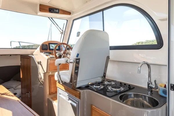 Leidi 800 - Boatscribe.com