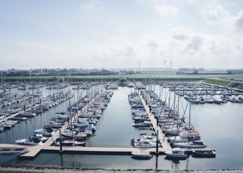 Le Boat Cirrus B - Boatscribe.com