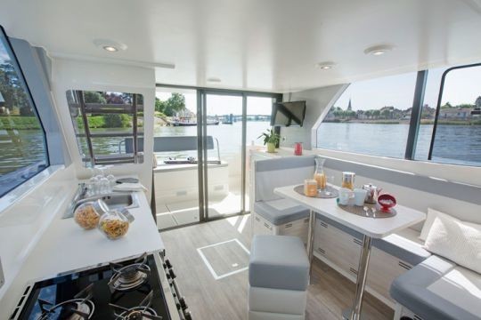 Le Boat Horizon 1 - Boatscribe.com