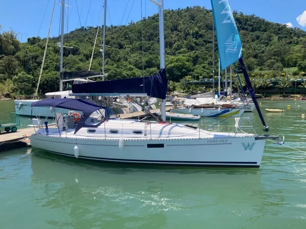 Delta 36 - Boatscribe.com
