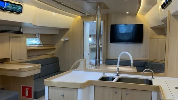 Delta 41 - Boatscribe.com