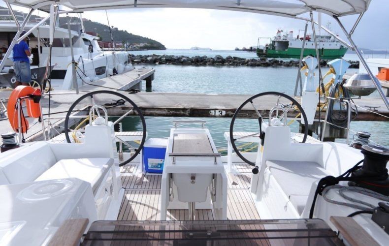 Oceanis 38.1 - Boatscribe.com