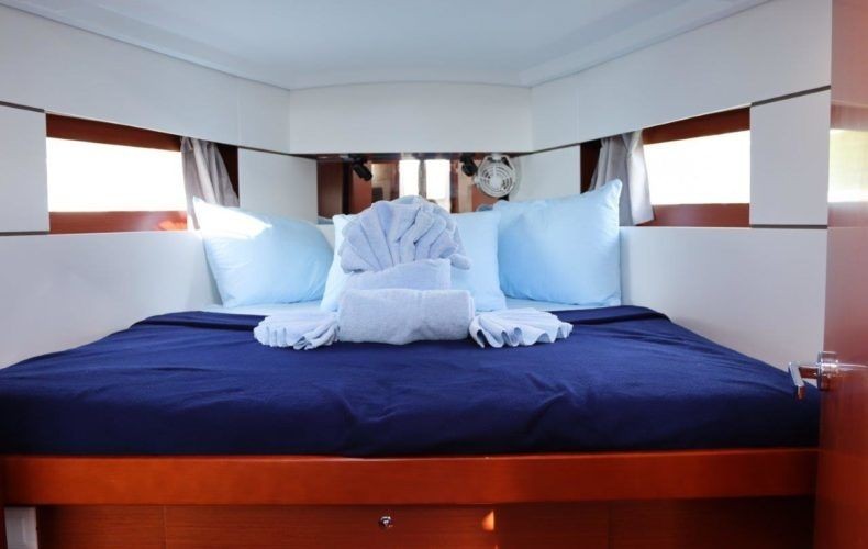 Oceanis 38.1 - Boatscribe.com