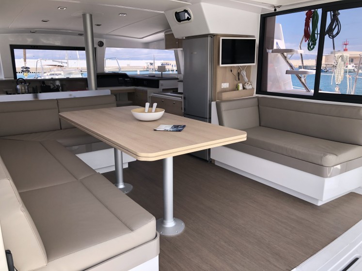 Bali 4.1 - Boatscribe.com