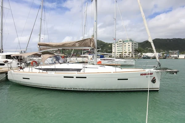 Sun Odyssey 419 - Boatscribe.com