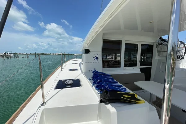 Lagoon 40 - Boatscribe.com