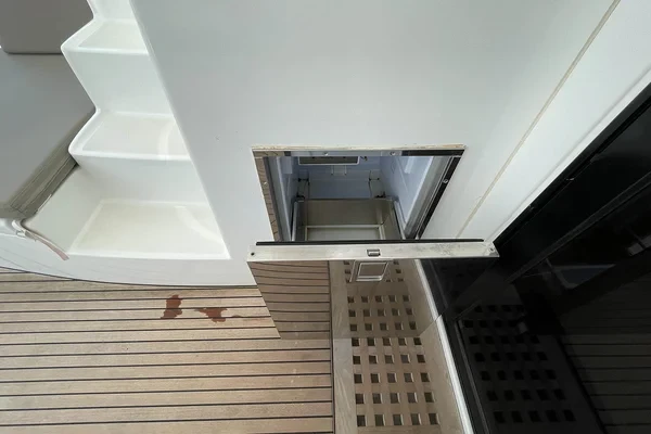 Lagoon 42 - Boatscribe.com