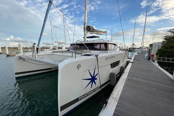 Astrea 42 - Boatscribe.com
