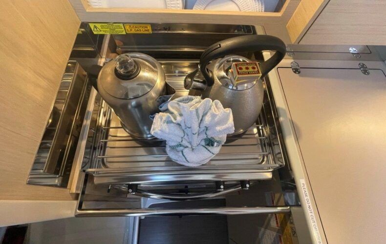 Oceanis 30.1 - Boatscribe.com