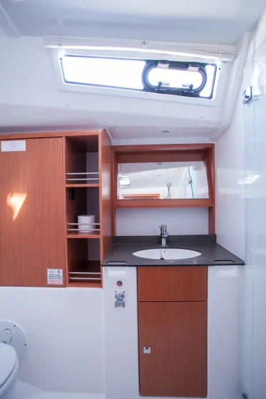 Bavaria 51 Cruiser - Boatscribe.com