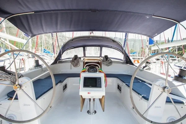 Bavaria 51 Cruiser - Boatscribe.com