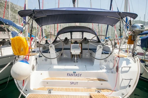 Bavaria 51 Cruiser - Boatscribe.com