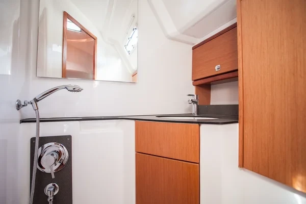Bavaria 46 Cruiser - Boatscribe.com