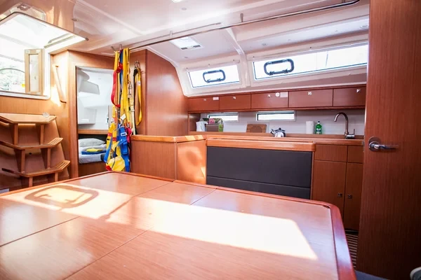 Bavaria 46 Cruiser - Boatscribe.com
