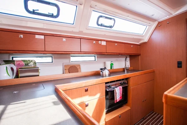 Bavaria 46 Cruiser - Boatscribe.com