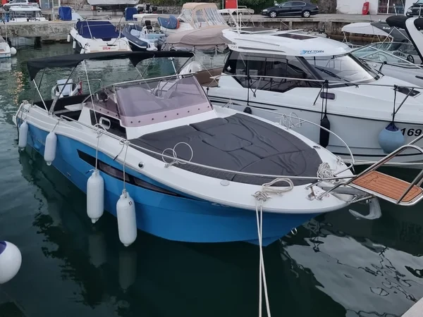 Atlantic 730 - Boatscribe.com
