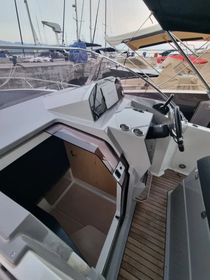 Atlantic 730 - Boatscribe.com