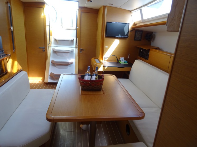 Sun Odyssey 469 - Boatscribe.com
