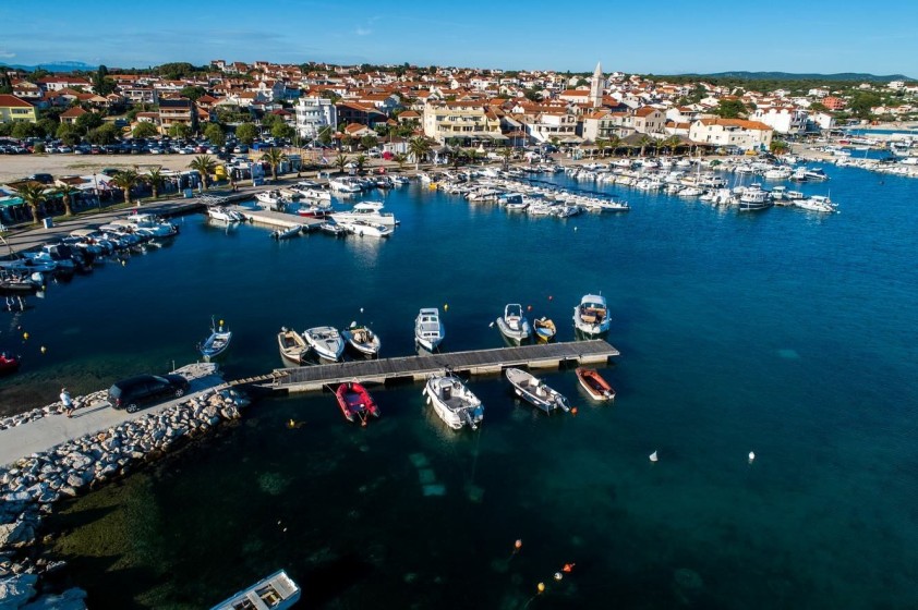 Adria 500 - Boatscribe.com