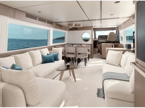 Azimut Magellano 66 - Boatscribe.com