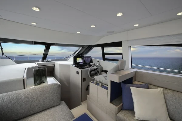 Ferretti 500 - Boatscribe.com
