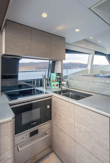 Ferretti 500 - Boatscribe.com