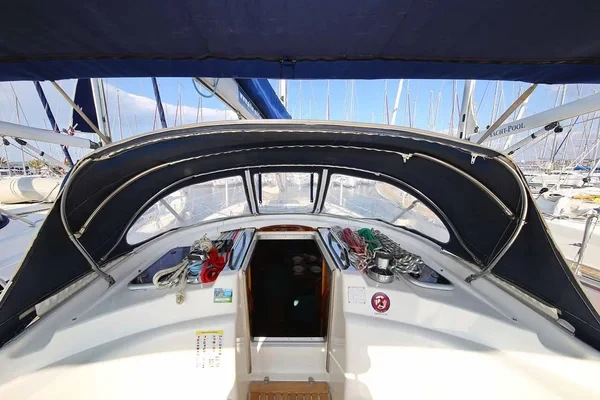 Bavaria 39 Cruiser - Boatscribe.com