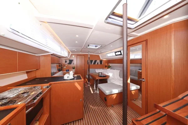 Bavaria C42 Style - Boatscribe.com