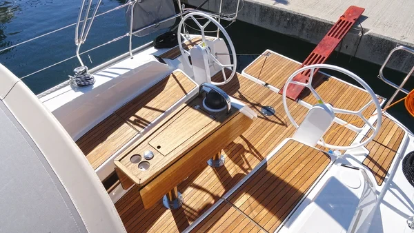 Bavaria 34 Cruiser - Boatscribe.com