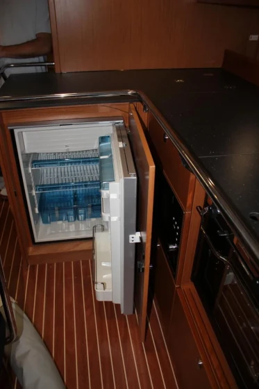 Bavaria 45 Cruiser - Boatscribe.com