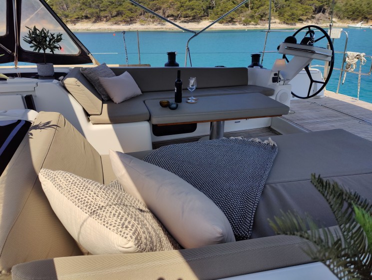 Hanse 575 - Boatscribe.com