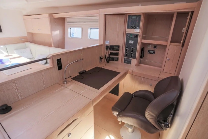 Hanse 575 - Boatscribe.com