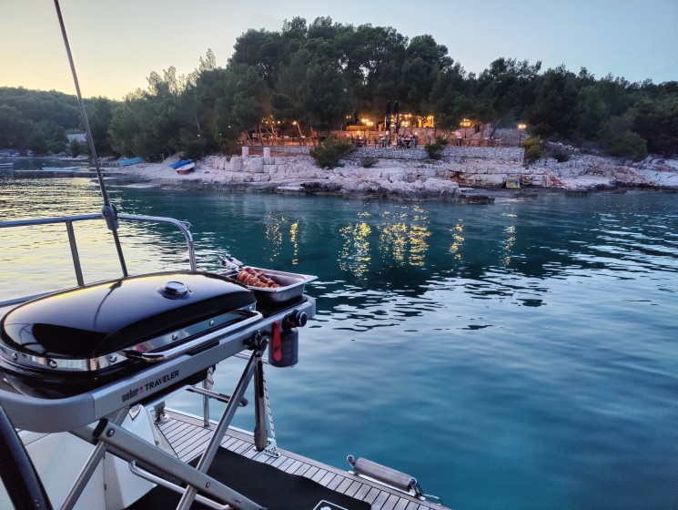 Hanse 575 - Boatscribe.com