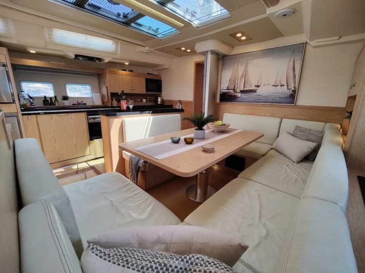 Hanse 575 - Boatscribe.com
