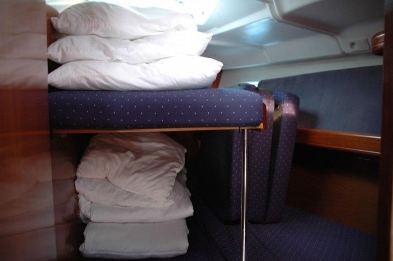 Oceanis 473 Clipper - Boatscribe.com