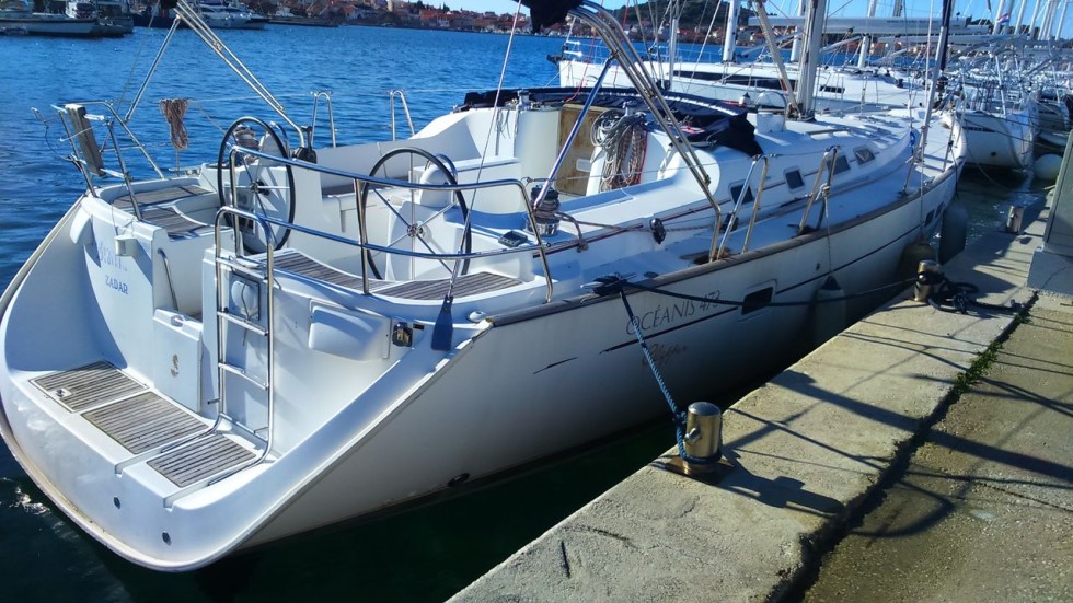 Oceanis 473 Clipper - Boatscribe.com