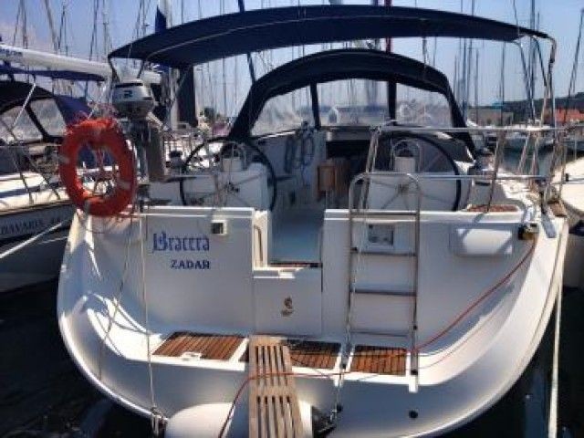 Oceanis 473 Clipper - Boatscribe.com