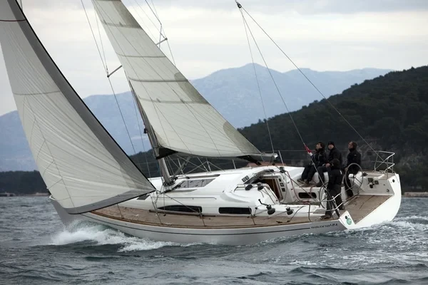 Salona 44 - Boatscribe.com